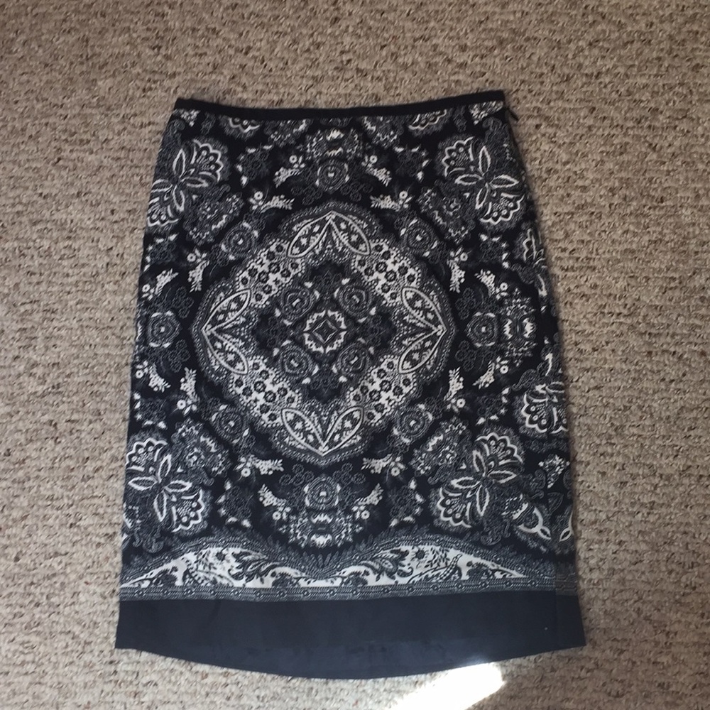 Ann Taylor loft skirt size 2